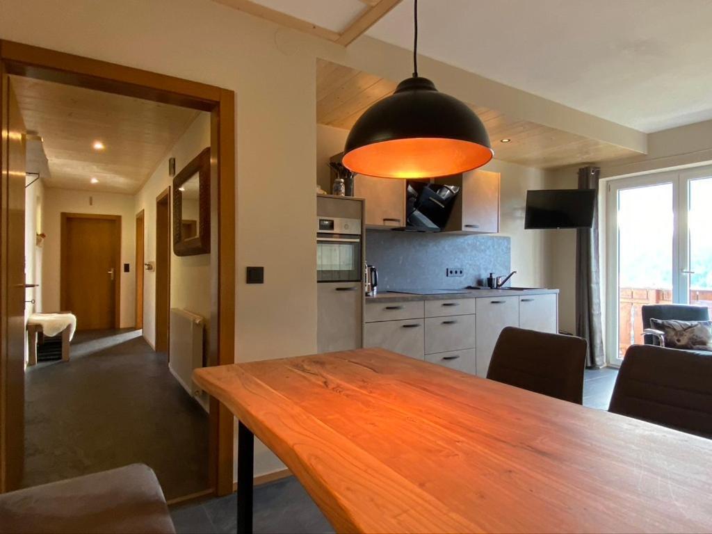 Nocky Mountains Lodge And Apartment ราเดนไทน์ ภายนอก รูปภาพ