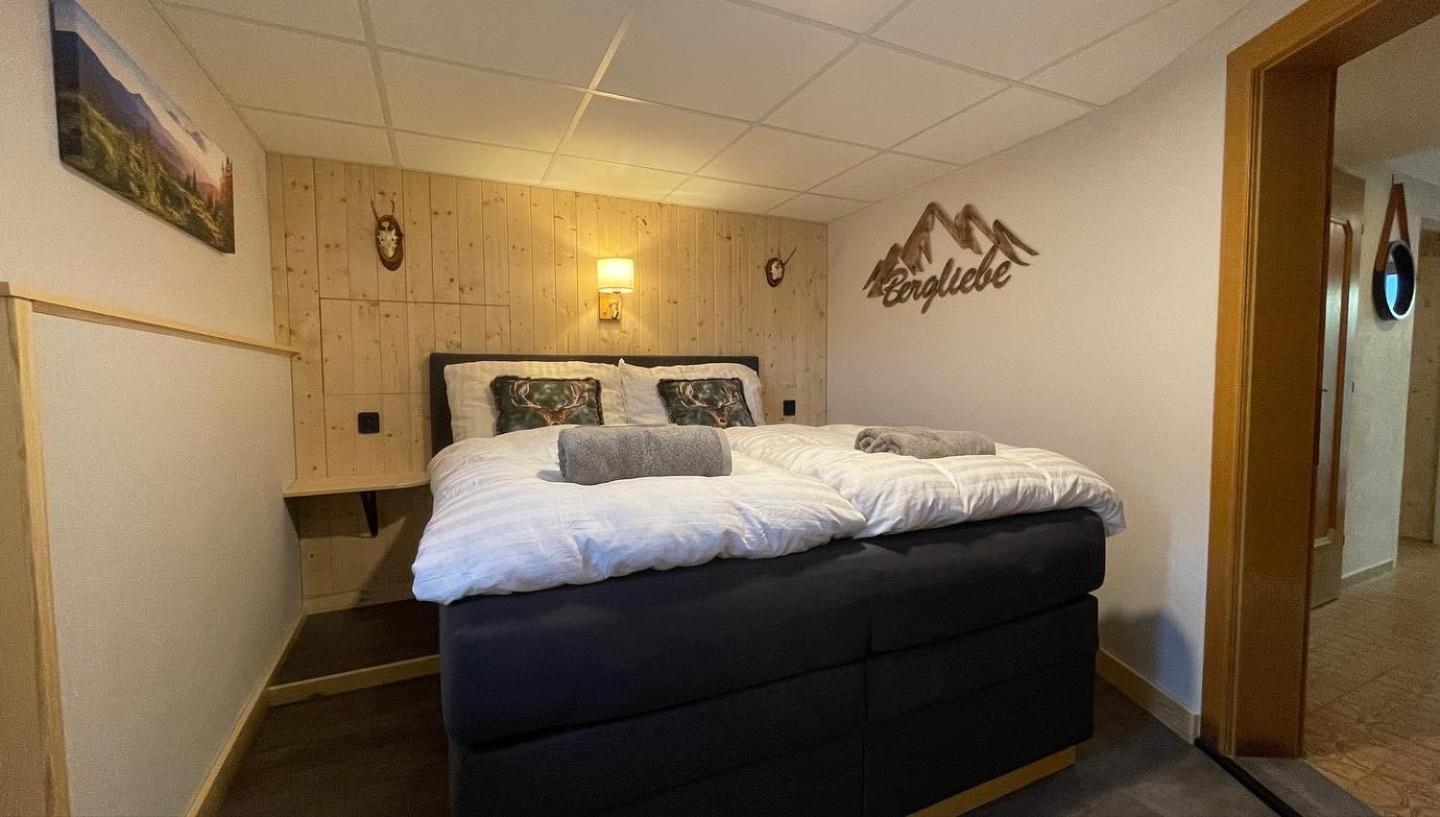 Nocky Mountains Lodge And Apartment ราเดนไทน์ ภายนอก รูปภาพ